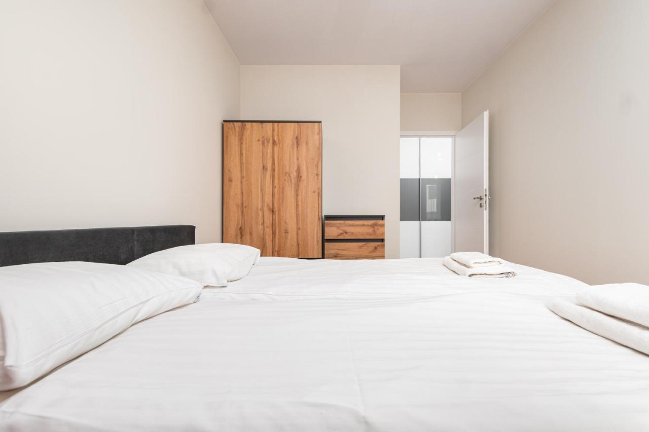 Apartment Przeworska 9a By Homeprime Warsaw